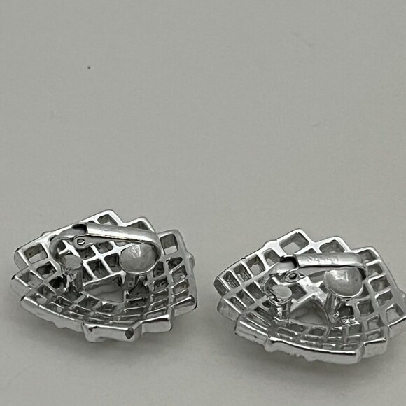 Vintage 1973 Sarah Coventry Silver Mesh Trellis Clip On Earrings - Picture 6 of 12